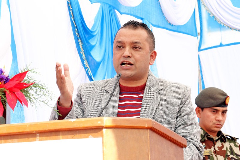 नेपाली कांग्रेसको महामन्त्रीमा उम्मेदवारी दिने गगन थापाको घोषणा